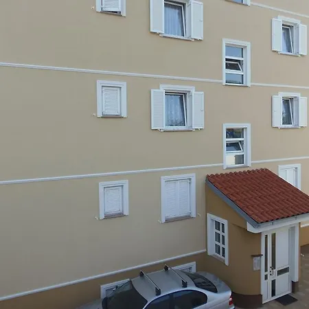 In With Sea View, Balcony, Air Conditioning, Wifi 4623-10